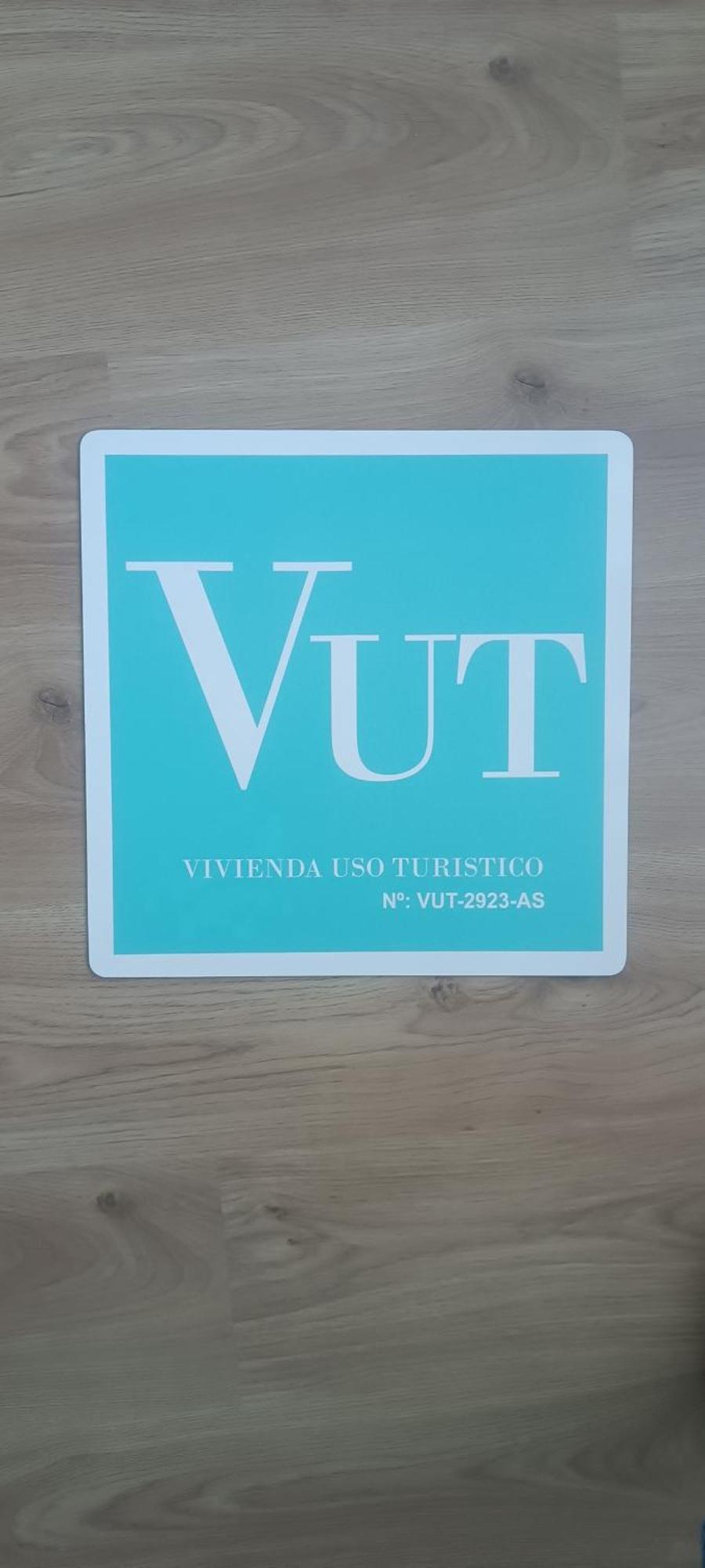 La Terraza De La Vega - Ubicacion Inmejorable , Wifi , Terraza Y Parking Gratuito Apartment Oviedo Bagian luar foto
